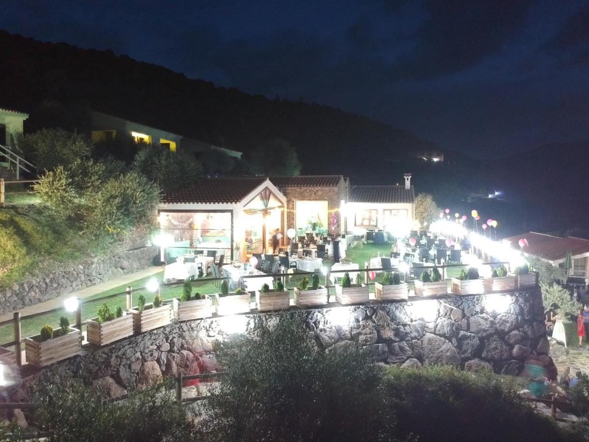 Giardini Malaspina Bosa Buitenkant foto